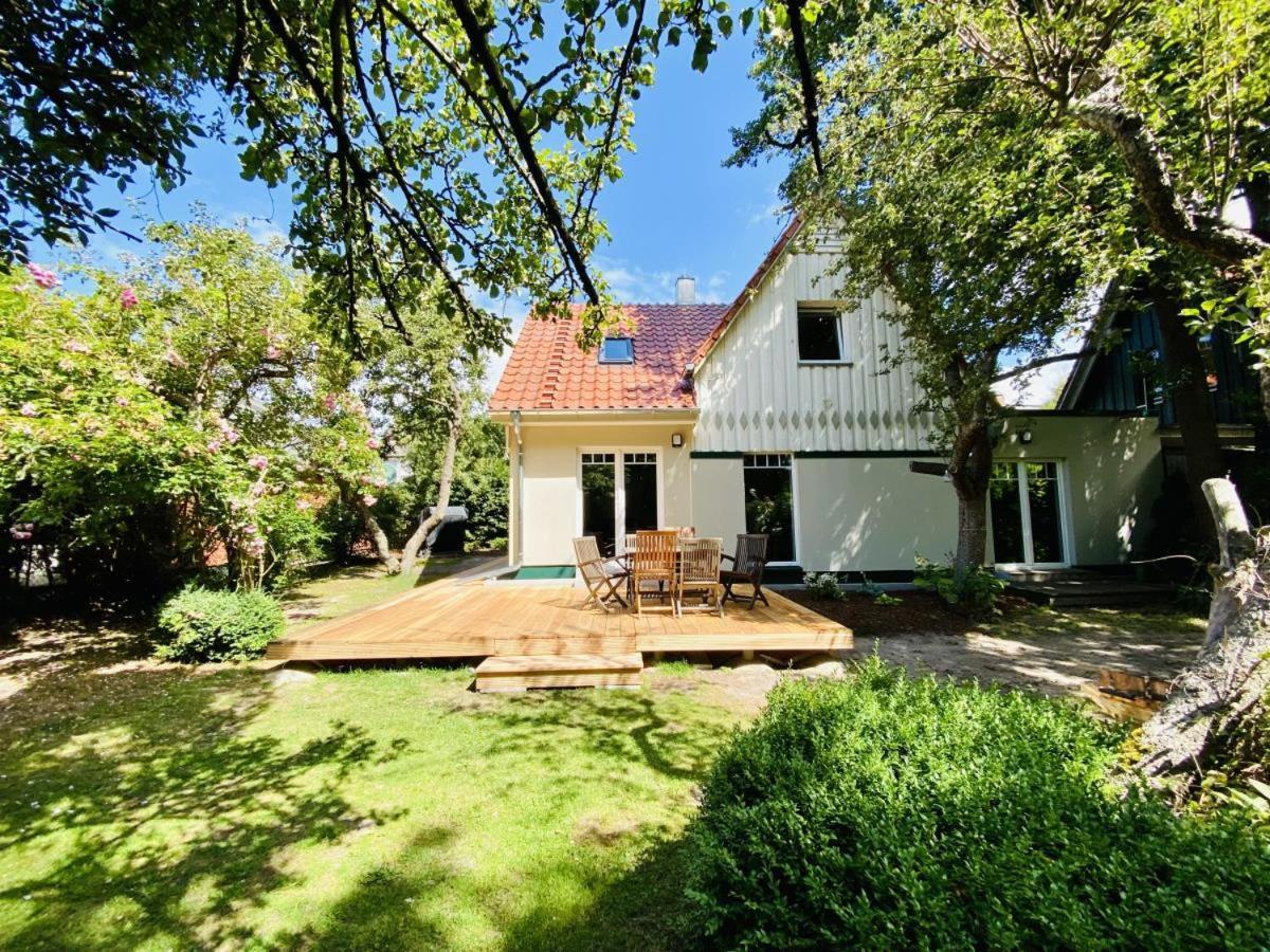 Sommerhaus Am Bach Rostock Exterior photo